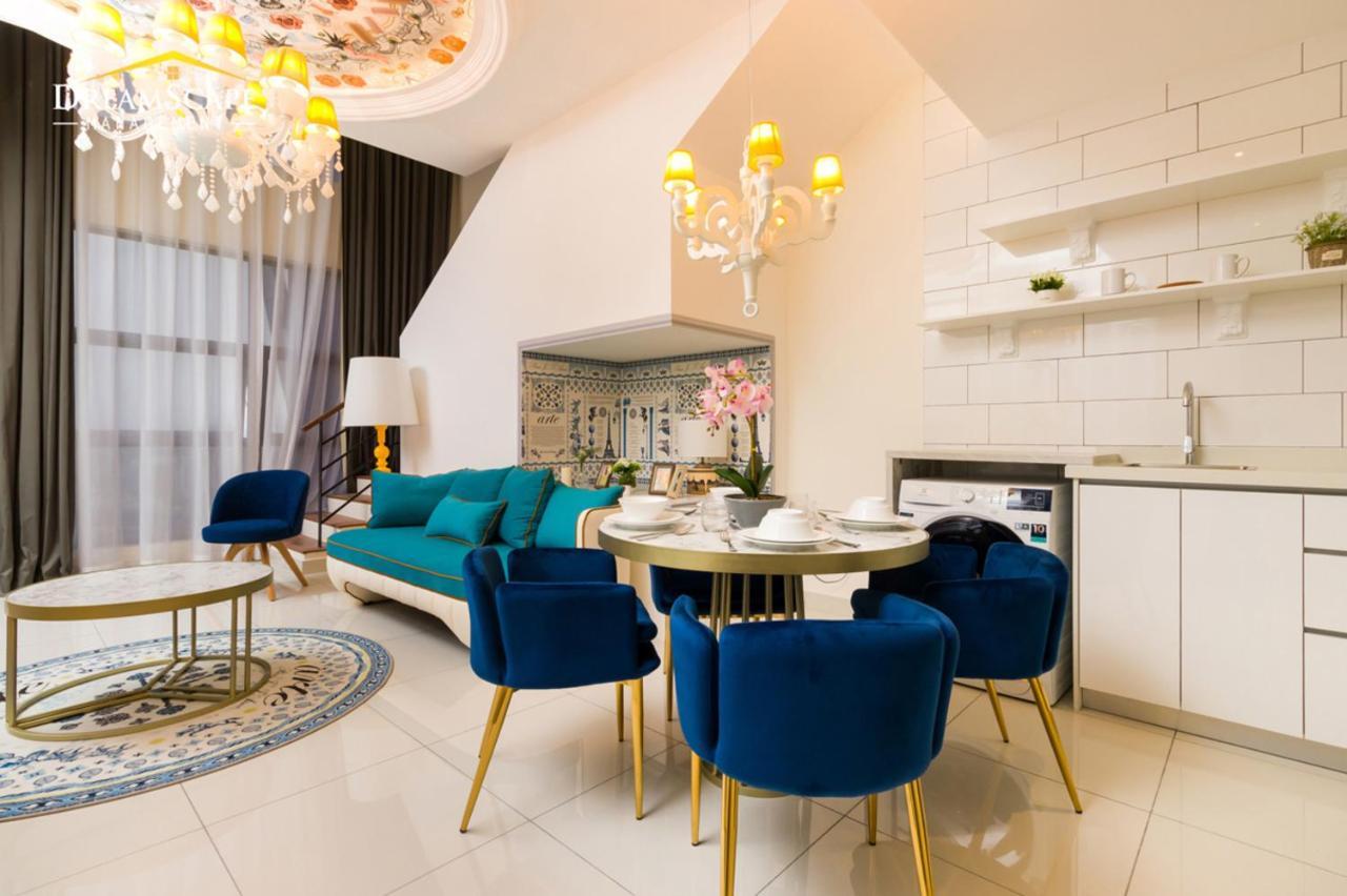 Arte Mont Kiara Aparthotel Kuala Lumpur Exterior foto A modern apartment in Warsaw, Poland